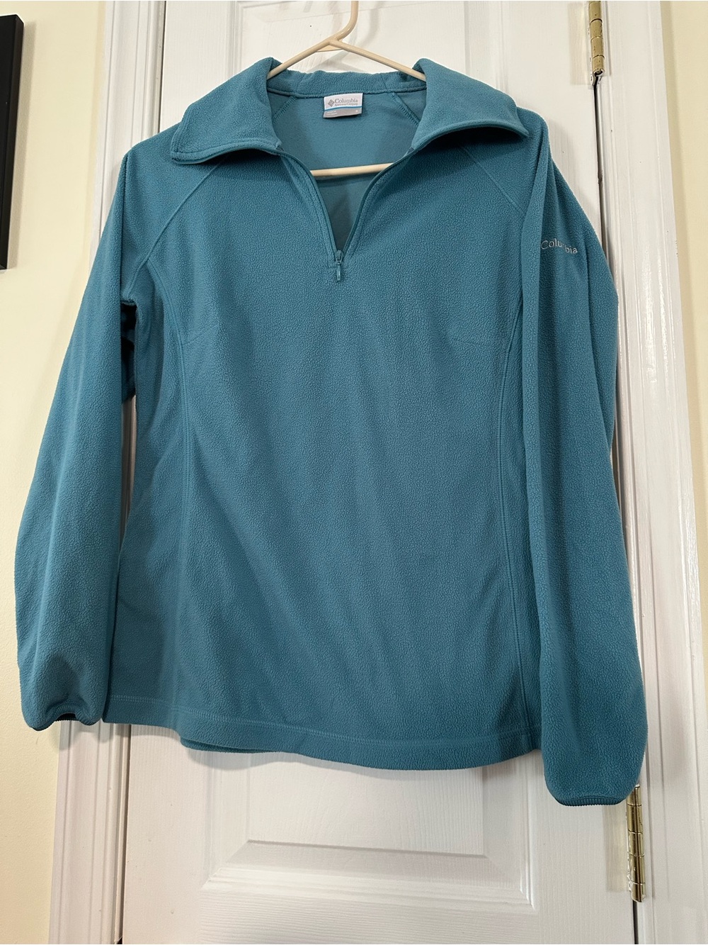 Columbia half zip size Small